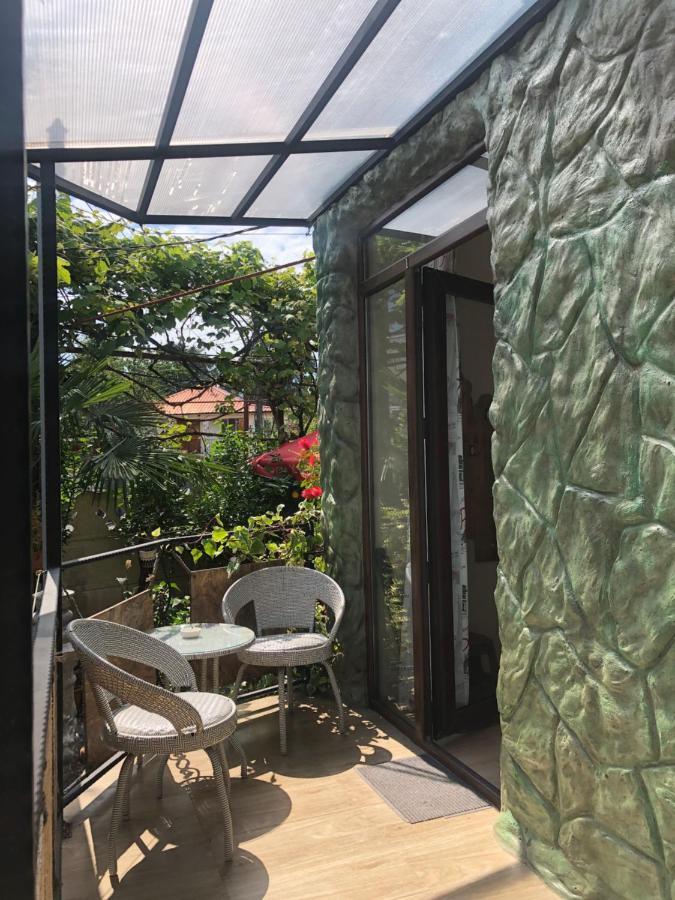 Papillon Apartman Chakvi Kültér fotó